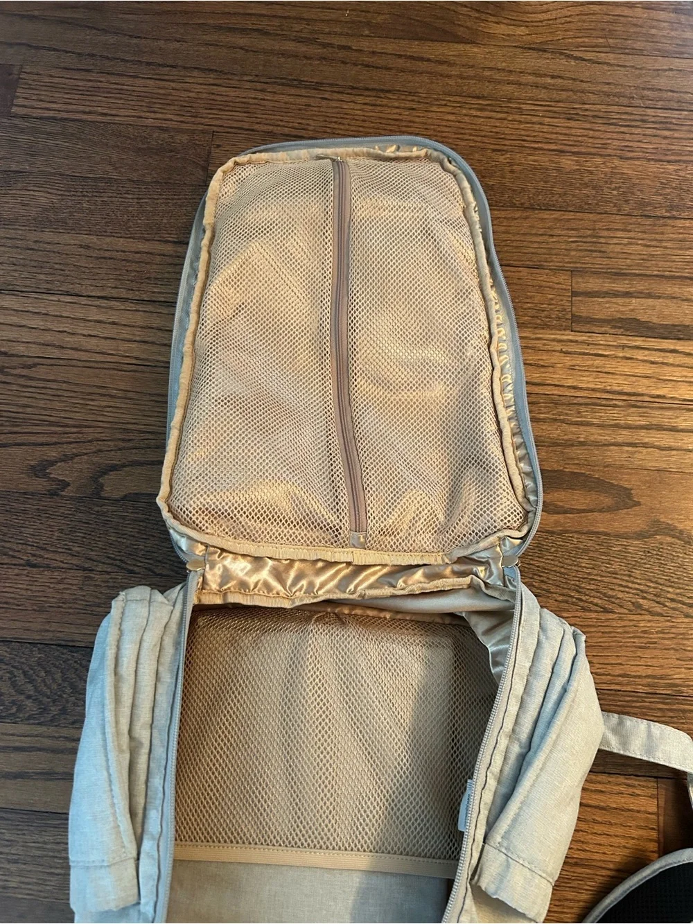 Ju-Ju-Be Gray Convertible Baby Bag Backpack with Rose Gold Hardware